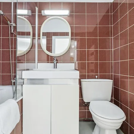 Bnbnook - Light-filled 1br Close To Eiffel Tower Apartment Paris