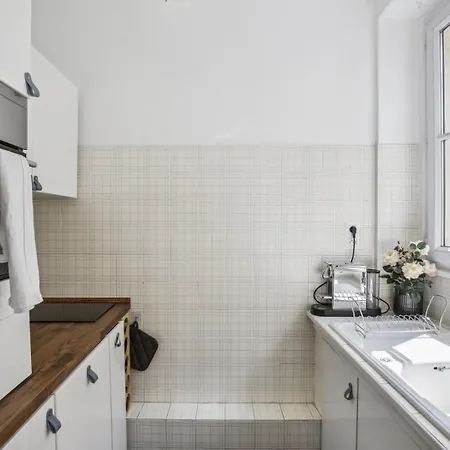 Bnbnook - Light-filled 1br Close To Eiffel Tower Paris