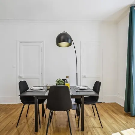 Apartment Bnbnook - Light-filled 1br Close To Eiffel Tower Paris
