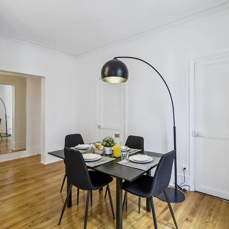 Bnbnook - Light-filled 1br Close To Eiffel Tower Paris