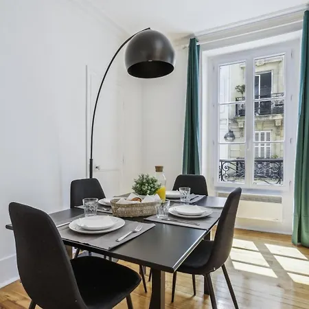 Bnbnook - Light-filled 1br Close To Eiffel Tower